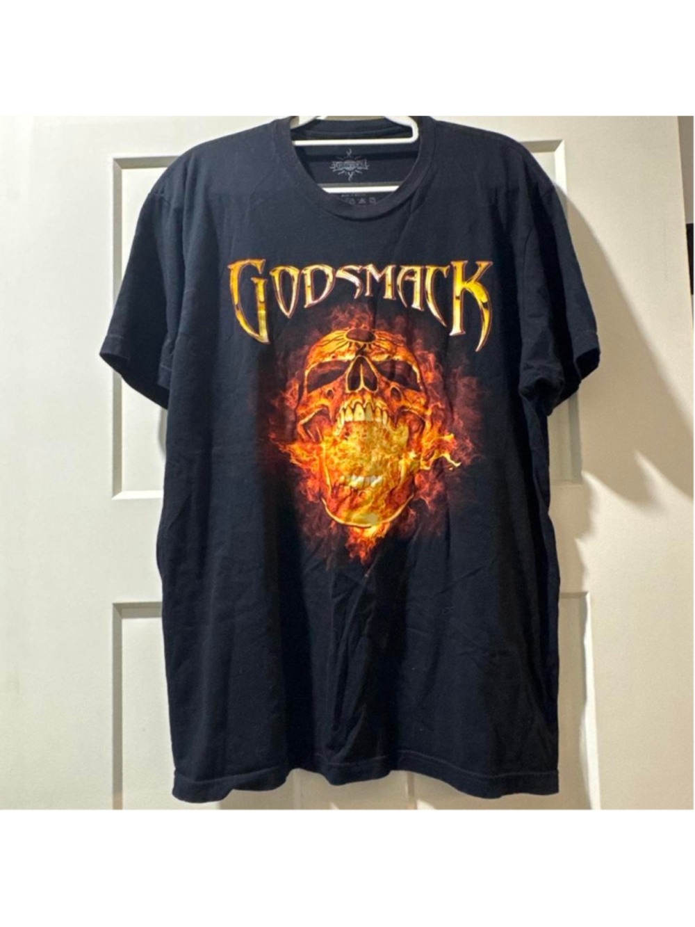Godsmack black t-shirt with flaming skull graphic #metal #band 100%